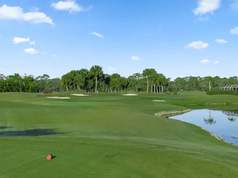 1563 Par Court Vero Beach FL 32966