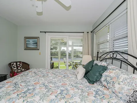 67 Royal Oak Drive Vero Beach FL 32962