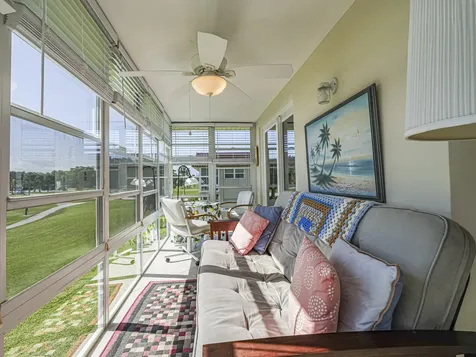 67 Royal Oak Drive Vero Beach FL 32962