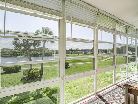 67 Royal Oak Drive Vero Beach FL 32962