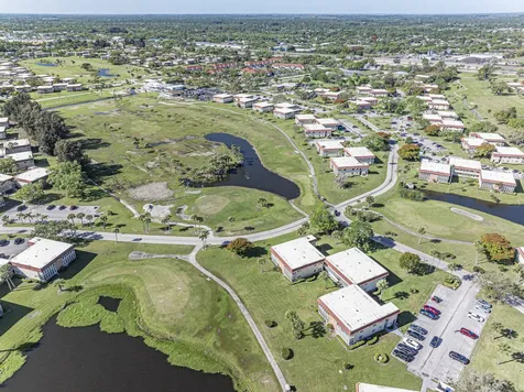 67 Royal Oak Drive Vero Beach FL 32962