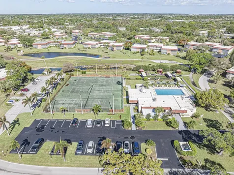 67 Royal Oak Drive Vero Beach FL 32962