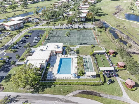 67 Royal Oak Drive Vero Beach FL 32962