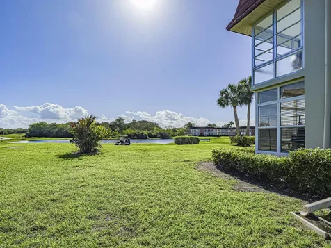 67 Royal Oak Drive Vero Beach FL 32962