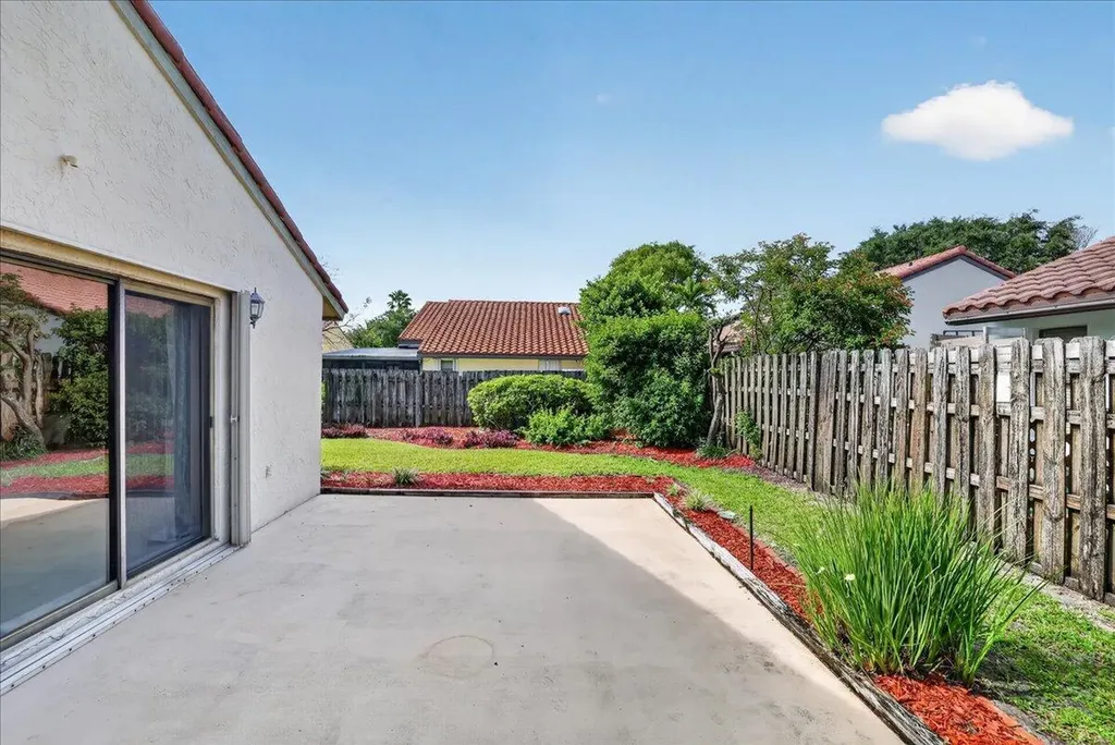 1235 NW 21st Terrace Delray Beach FL 33445