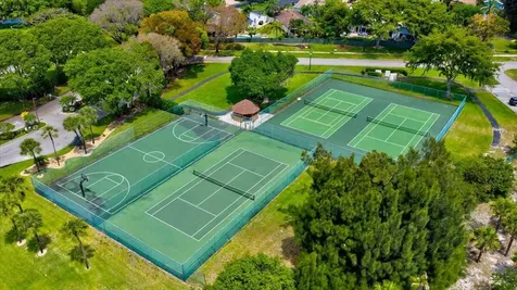 1235 NW 21st Terrace Delray Beach FL 33445