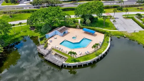 1235 NW 21st Terrace Delray Beach FL 33445