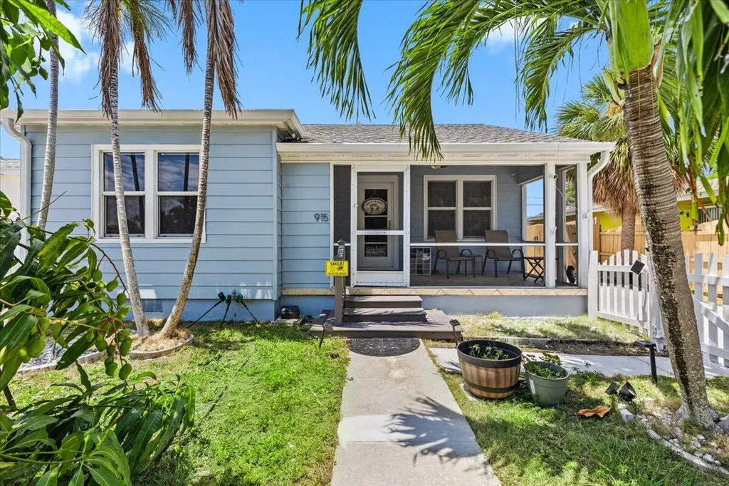 915 N K Street Lake Worth Beach FL 33460