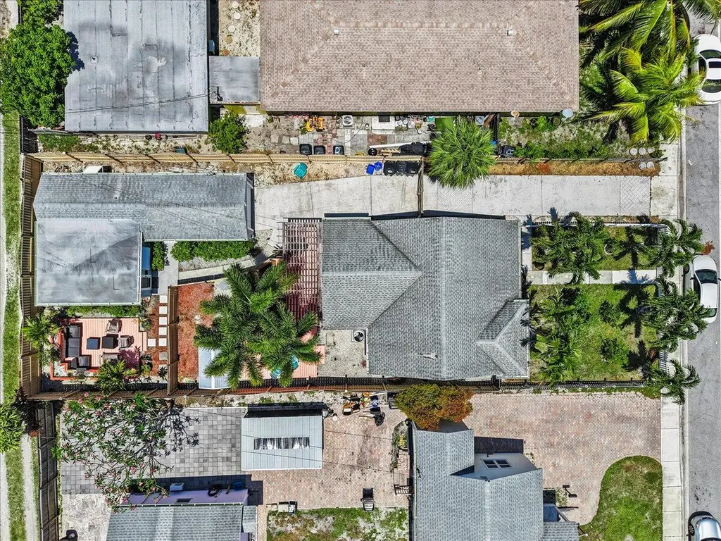 915 N K Street Lake Worth Beach FL 33460