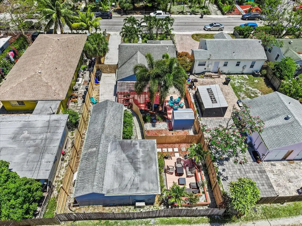 915 N K Street Lake Worth Beach FL 33460