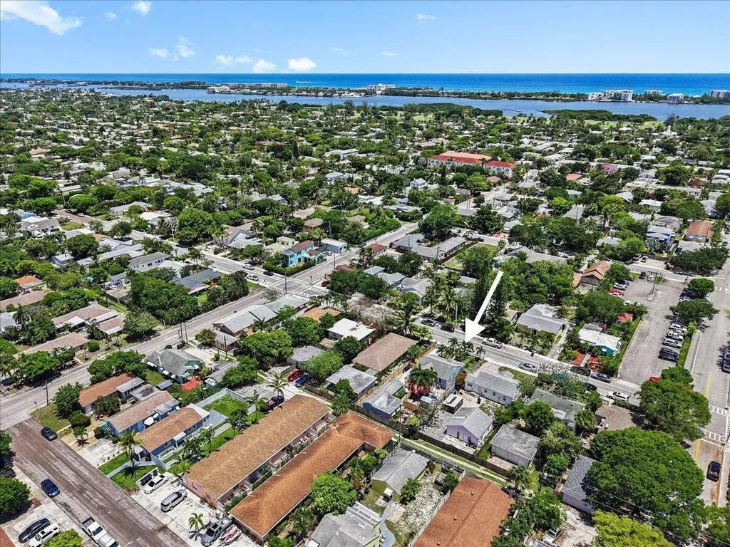 915 N K Street Lake Worth Beach FL 33460