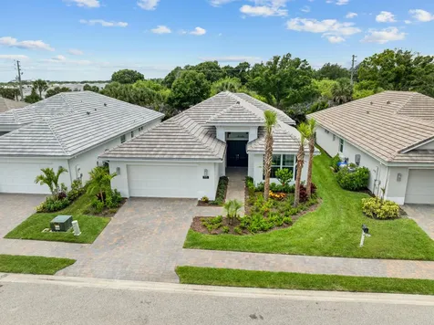 4121 Lucaya Pointe Way Vero Beach FL 32967