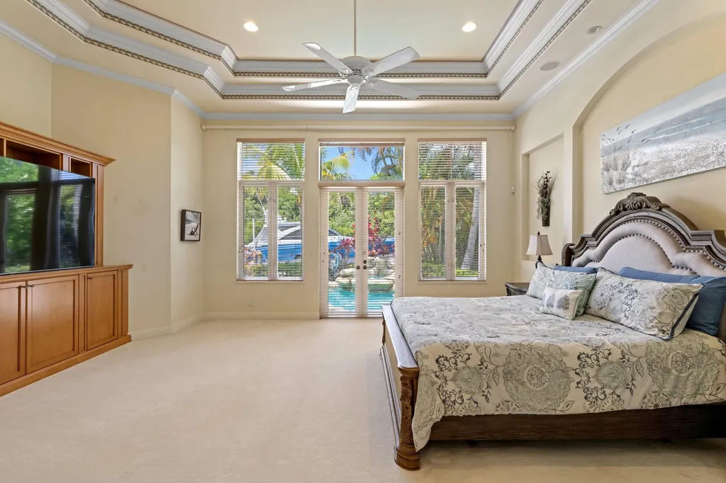 841 Harbour Isle Place North Palm Beach FL 33410