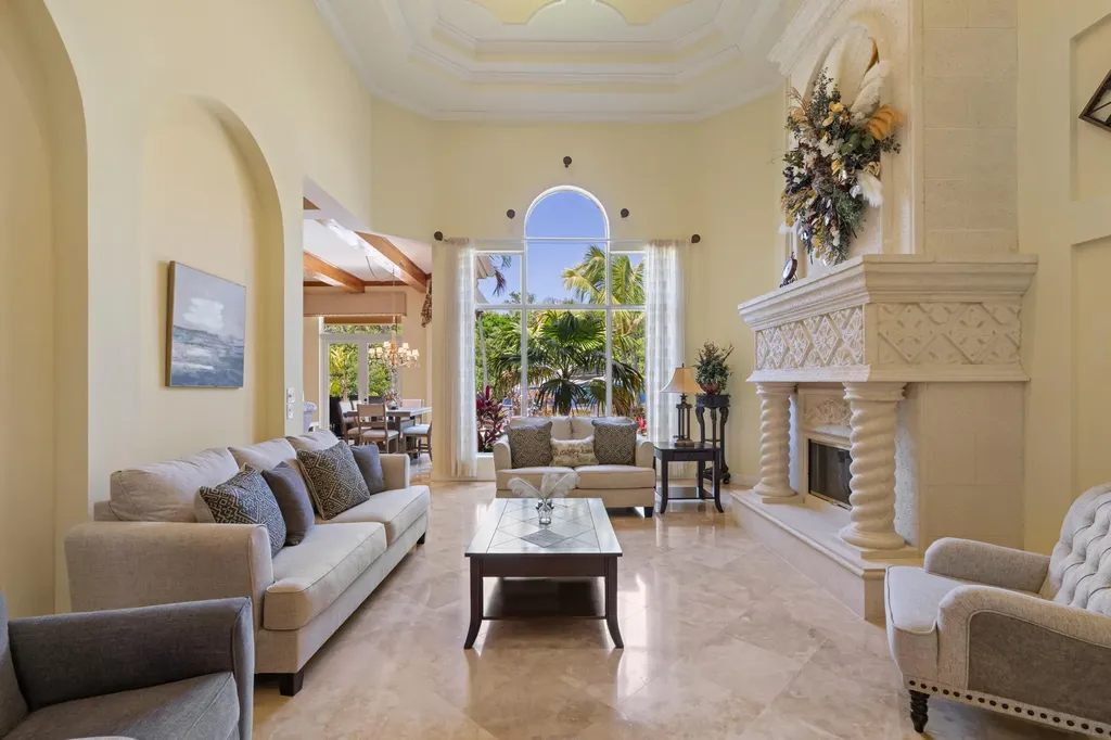 841 Harbour Isle Place North Palm Beach FL 33410