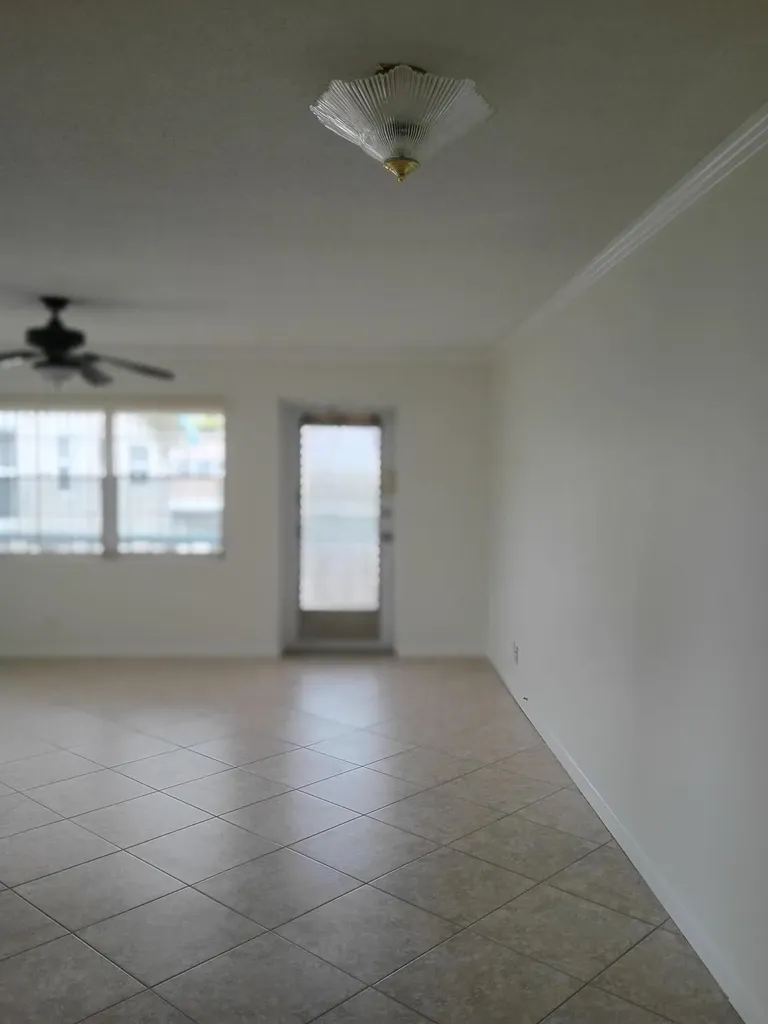 209 Camden West Palm Beach FL 33417