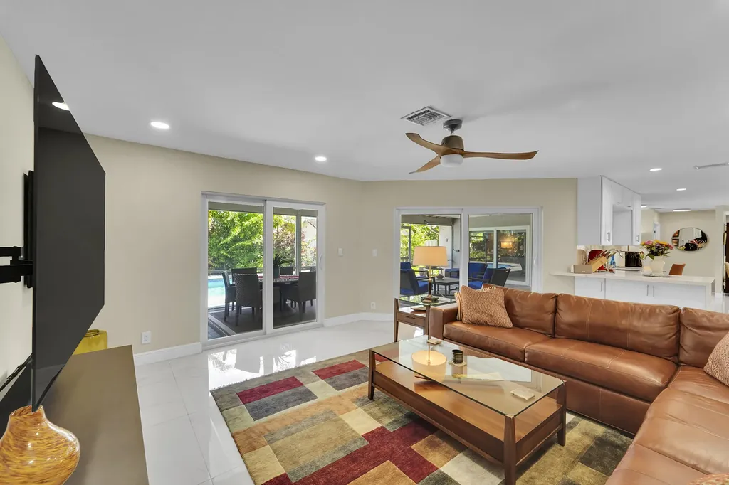 2133 NW 116th Terrace Coral Springs FL 33071