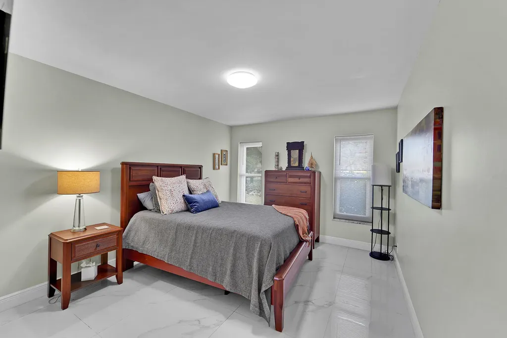 2133 NW 116th Terrace Coral Springs FL 33071