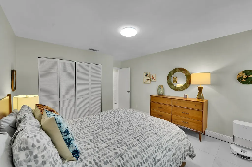 2133 NW 116th Terrace Coral Springs FL 33071