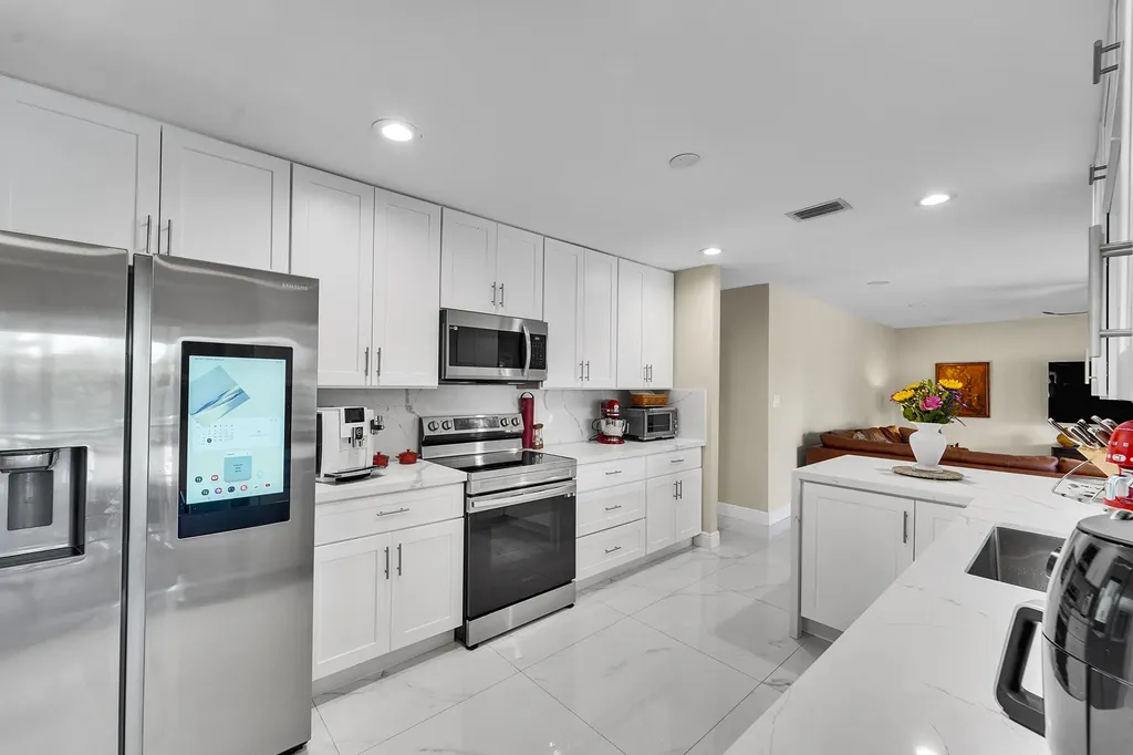 2133 NW 116th Terrace Coral Springs FL 33071