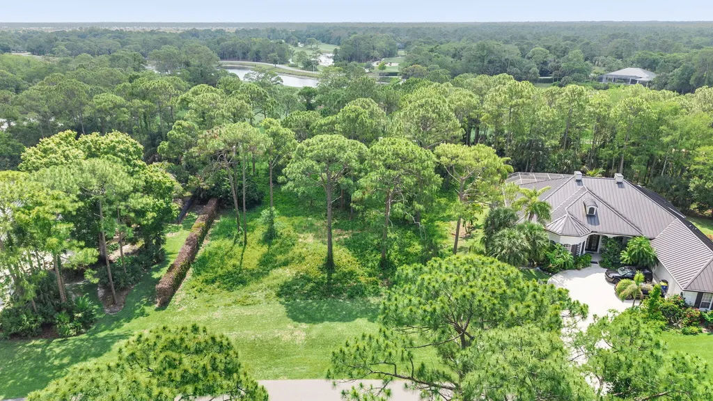 19051 SE Old Trail Drive W Jupiter FL 33478
