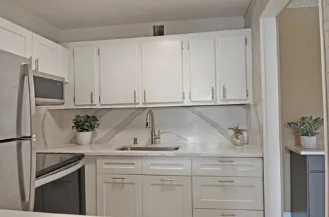 238 Chatham L West Palm Beach FL 33417