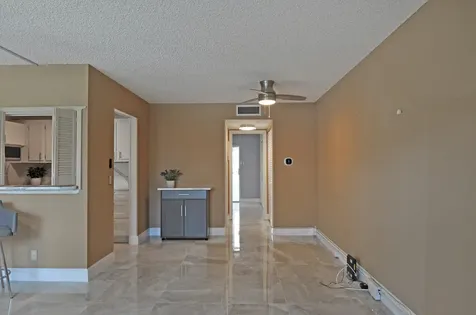 238 Chatham L West Palm Beach FL 33417