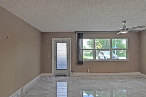 238 Chatham L West Palm Beach FL 33417