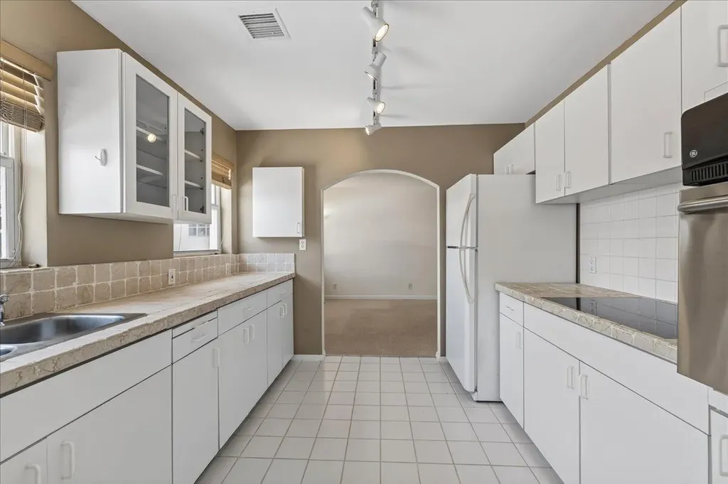 1016 N 16th Avenue Hollywood FL 33020