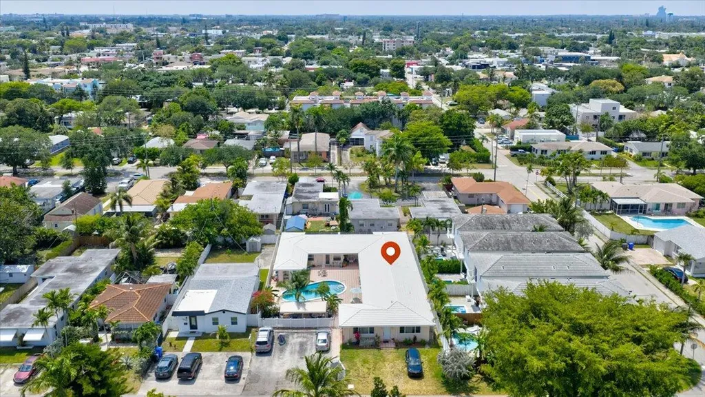 1016 N 16th Avenue Hollywood FL 33020
