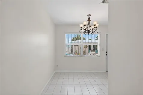 1016 N 16th Avenue Hollywood FL 33020