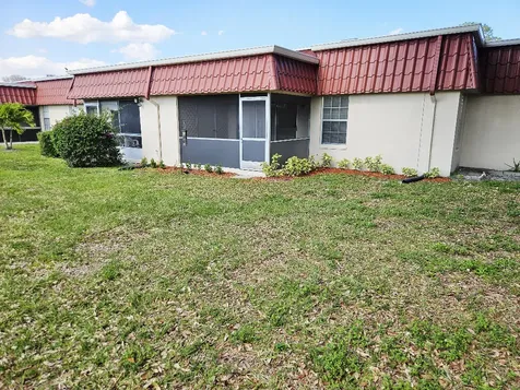 835 Salem Lane Greenacres FL 33467