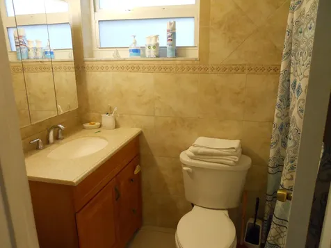 3290 NE 10th Avenue Oakland Park FL 33334