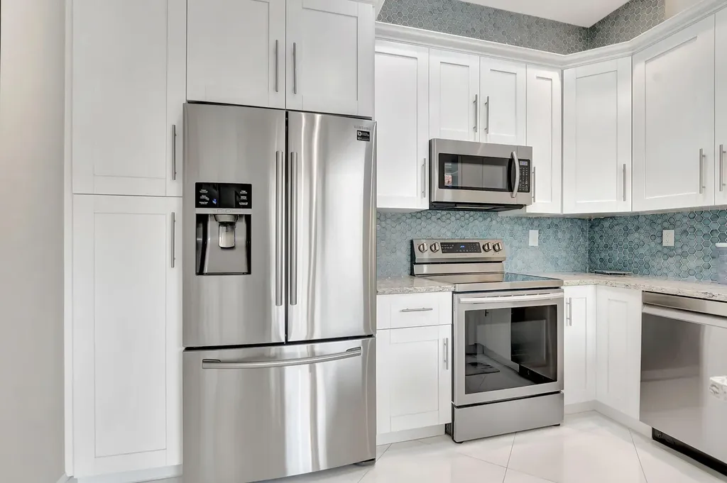 23164 Via Stel Boca Raton FL 33433