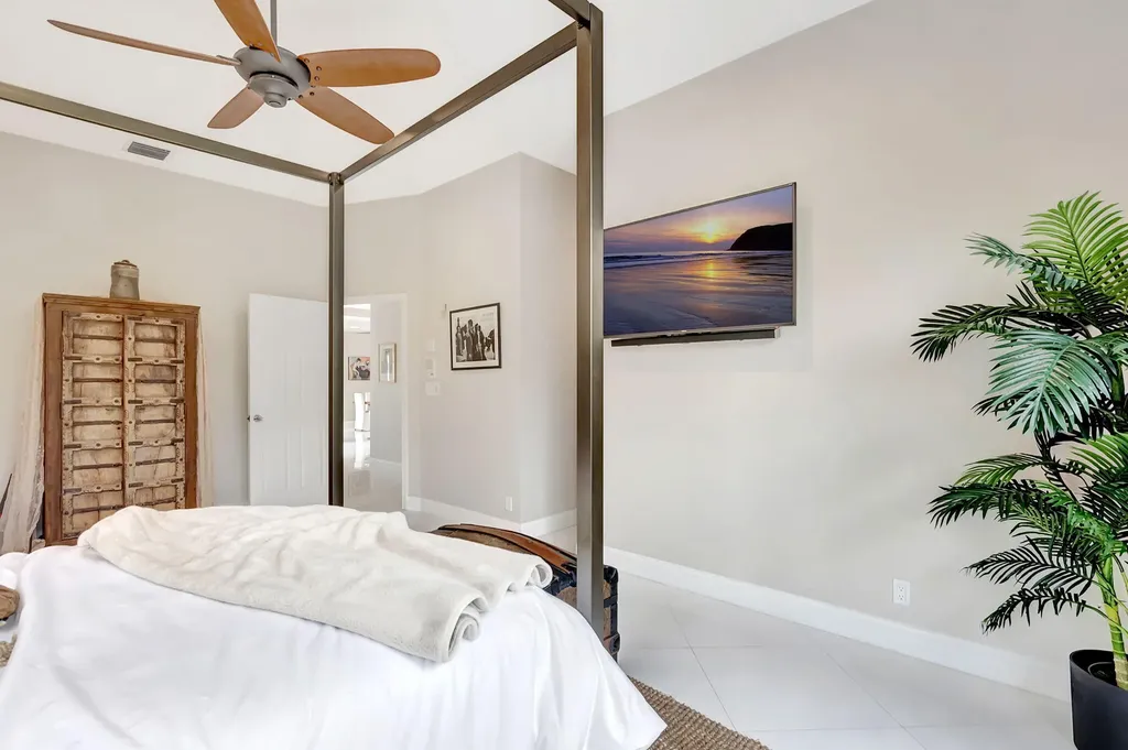23164 Via Stel Boca Raton FL 33433
