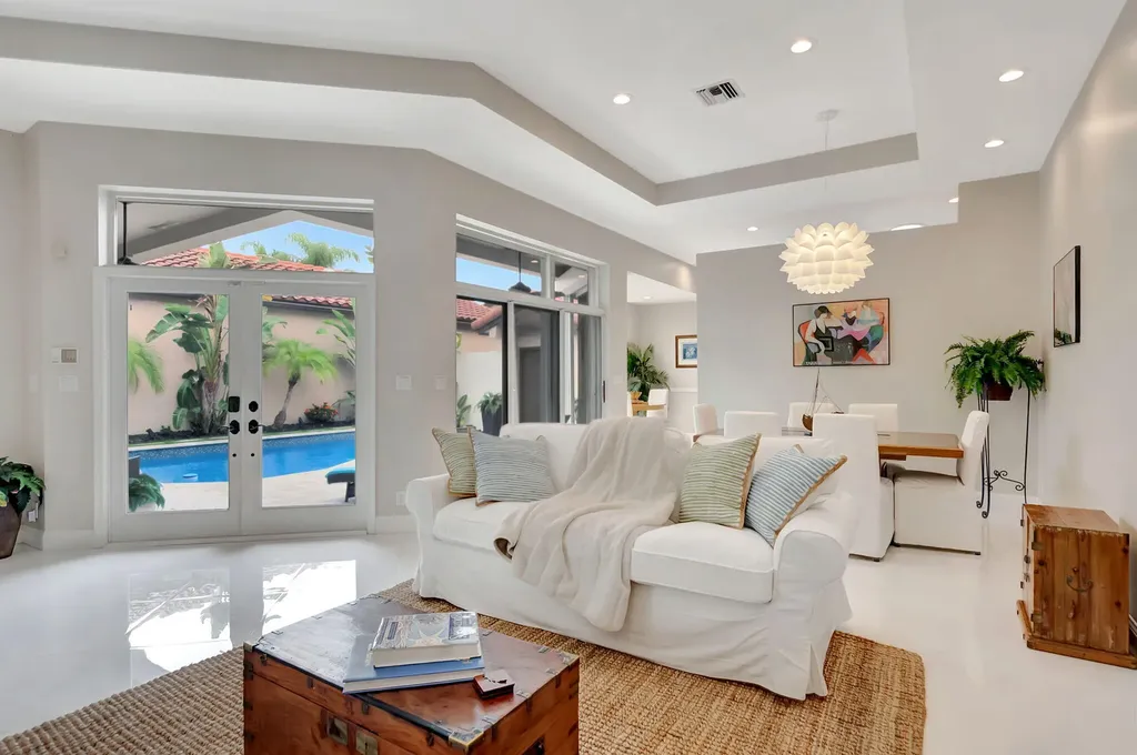 23164 Via Stel Boca Raton FL 33433