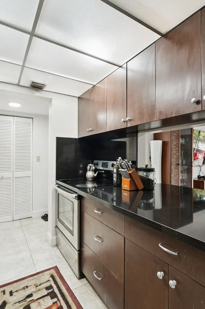 1891 N 61st Avenue Hollywood FL 33024