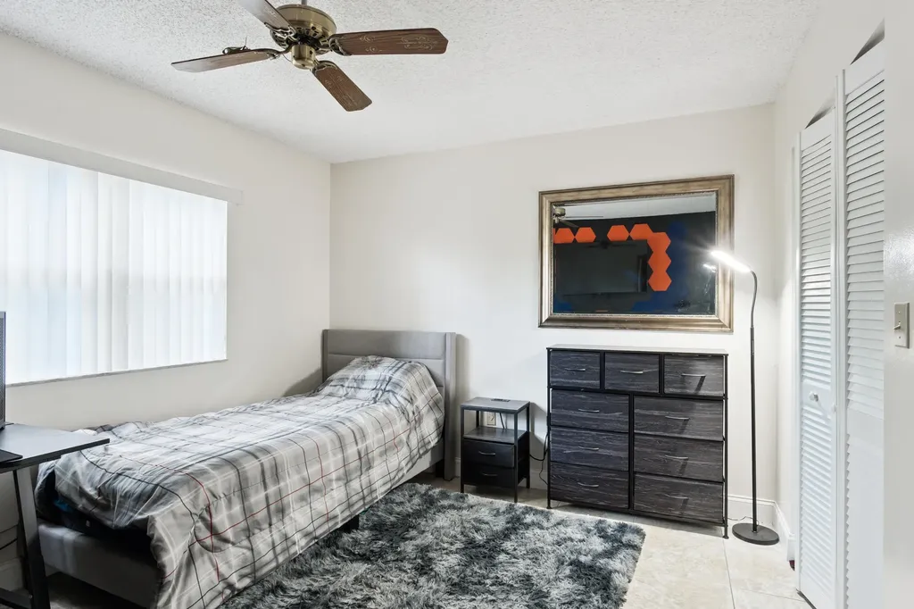 1891 N 61st Avenue Hollywood FL 33024