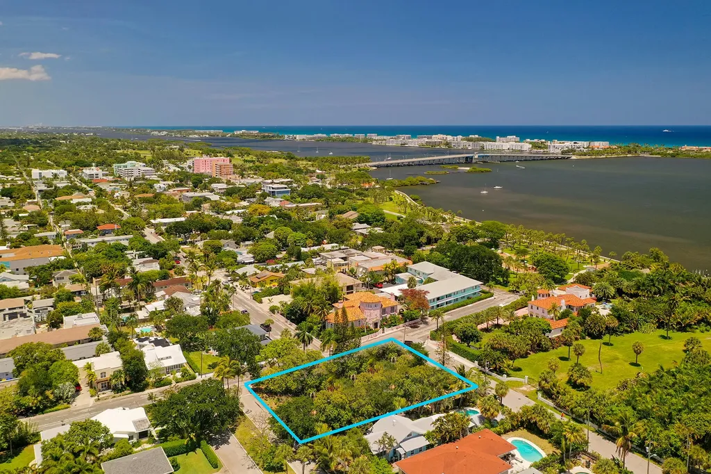 502 S Palmway Lake Worth Beach FL 33460