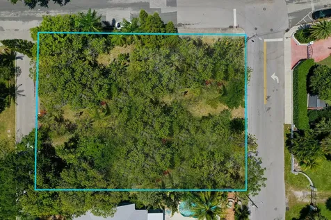502 S Palmway Lake Worth Beach FL 33460