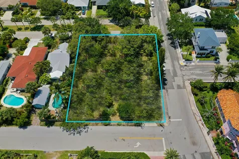 502 S Palmway Lake Worth Beach FL 33460