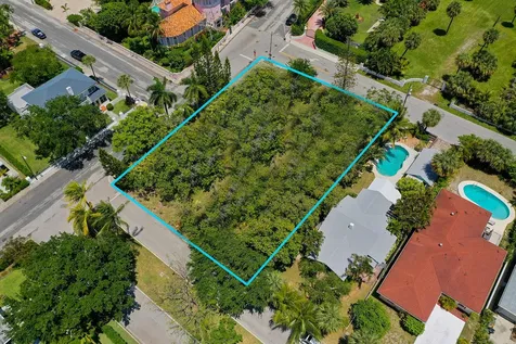 502 S Palmway Lake Worth Beach FL 33460