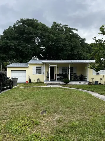1054 Trinidad Avenue Fort Pierce FL 34982