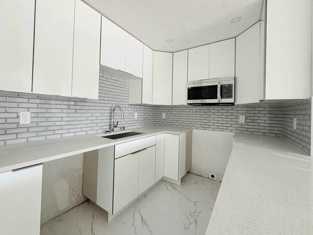 6507 Alexander Road West Palm Beach FL 33413