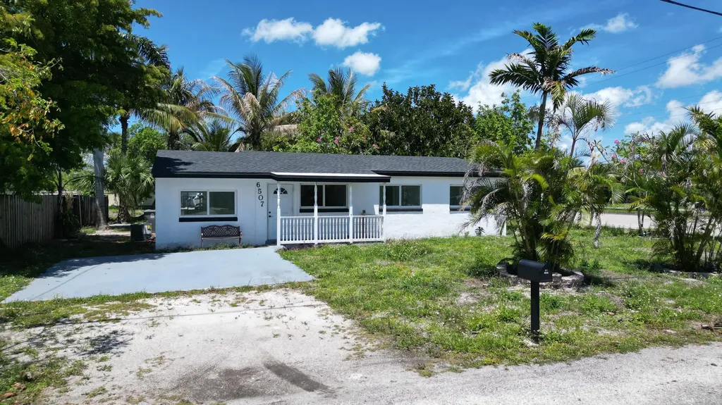 6507 Alexander Road West Palm Beach FL 33413