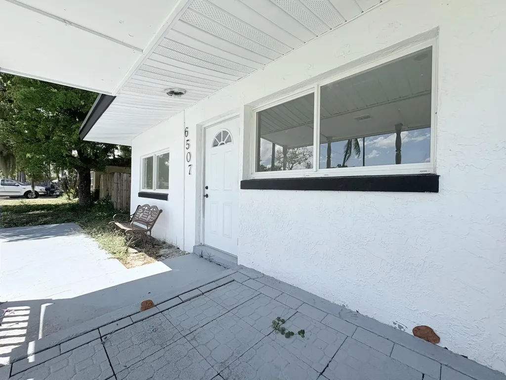 6507 Alexander Road West Palm Beach FL 33413