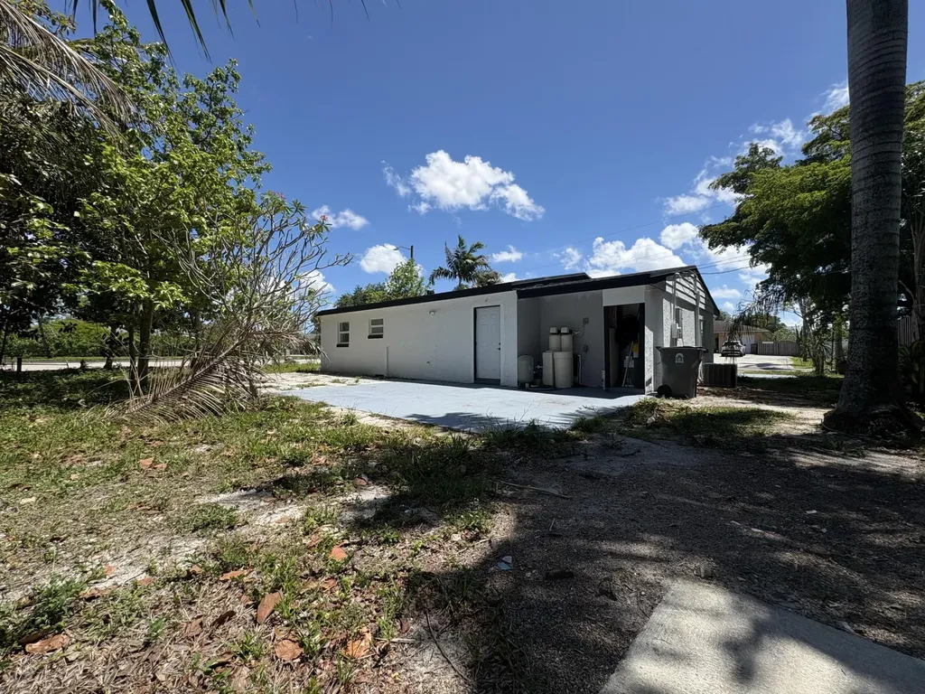 6507 Alexander Road West Palm Beach FL 33413