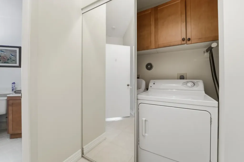 5218 Europa Drive Boynton Beach FL 33437