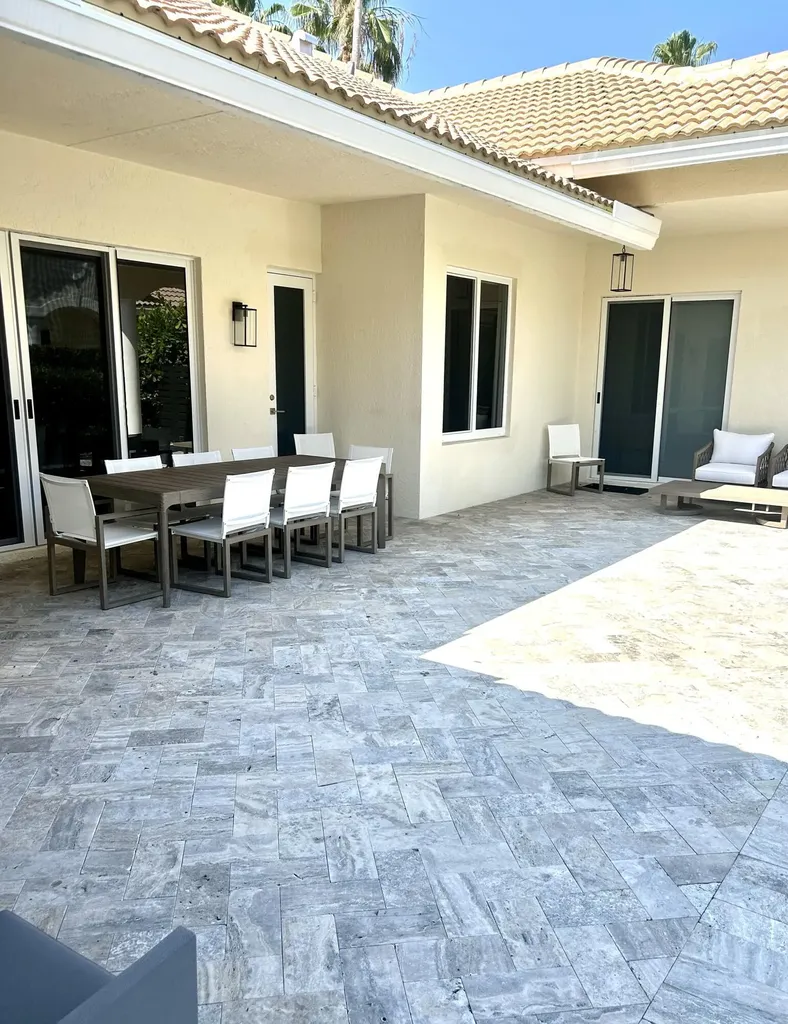 2921 Twin Oaks Way Wellington FL 33414