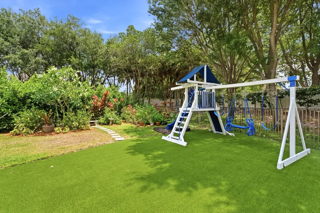 17816 Key Vista Way Boca Raton FL 33496