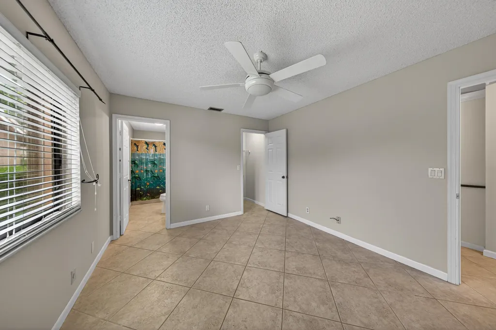 6266 NW 54th Drive Coral Springs FL 33067